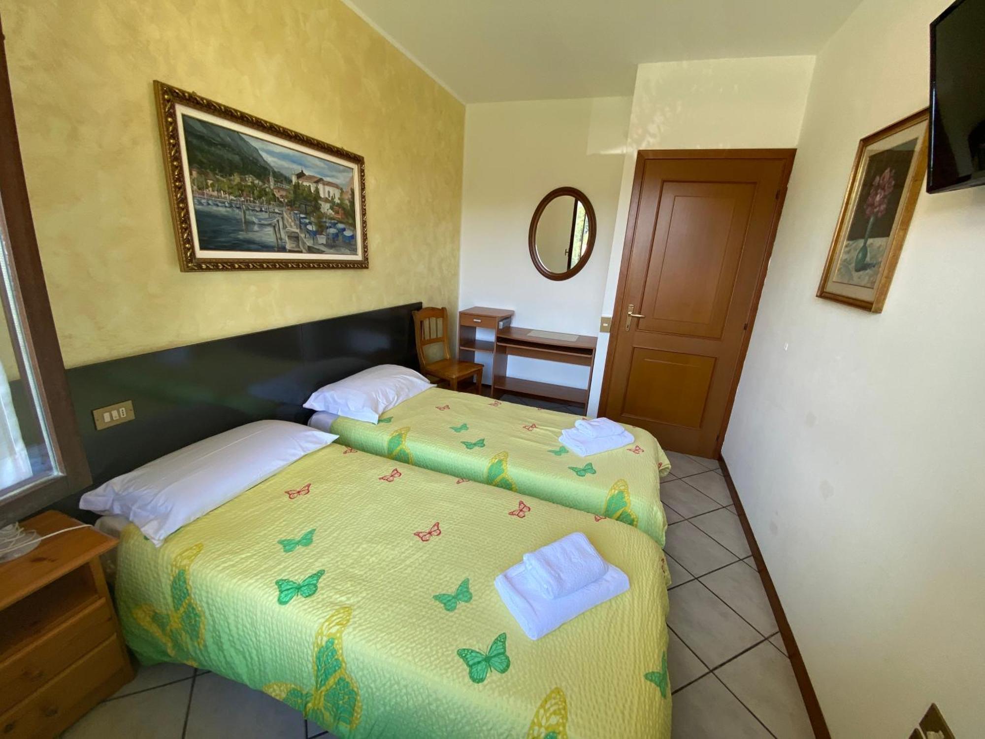 B&B Nonna Cecilia Puegnago del Garda Esterno foto