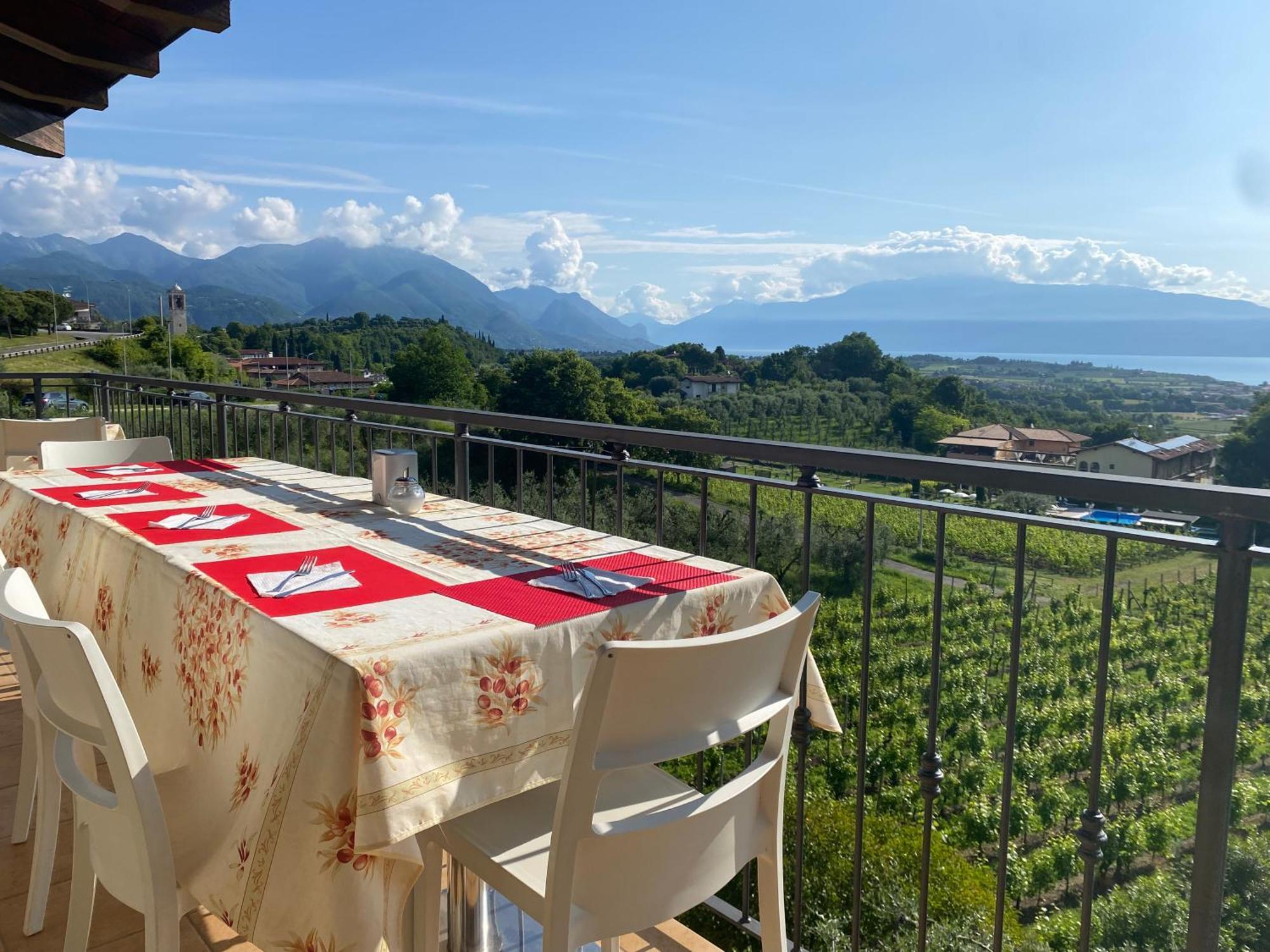 B&B Nonna Cecilia Puegnago del Garda Esterno foto